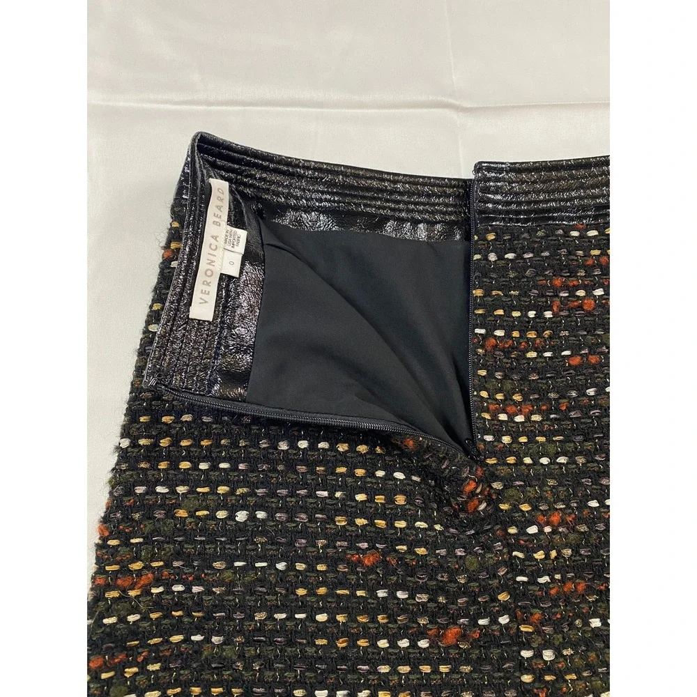 Veronica Beard Lucy Tweed Mini Skirt Black Multi‎ Metallic Gold Crest Buttons 0
